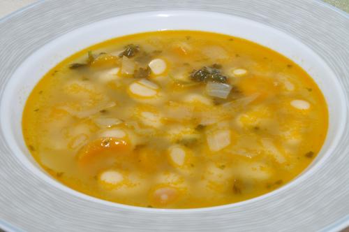 Fazolová polévka fasolada  – Snadné Řecko recept, zvládnete za 30 - 45 minut